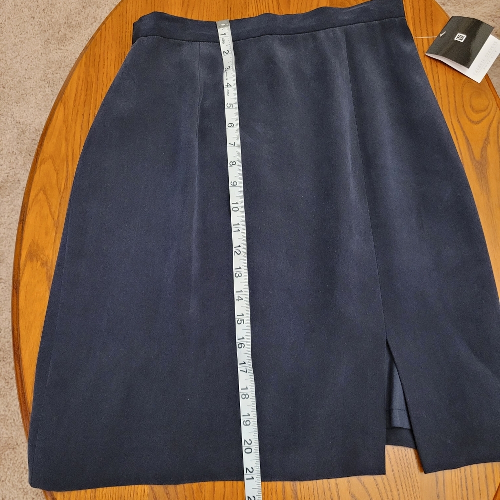 Silk Navy Blue Skirt, Size 6, NEW - Picture 3 of 9